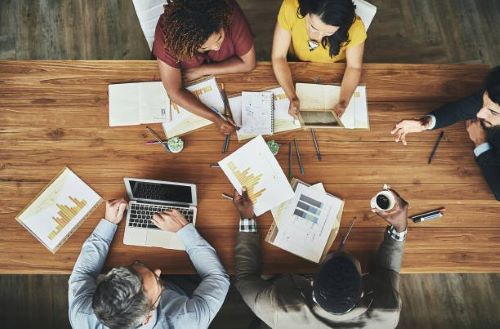 CIFE Zusammenarbeit Group work Executive Together
